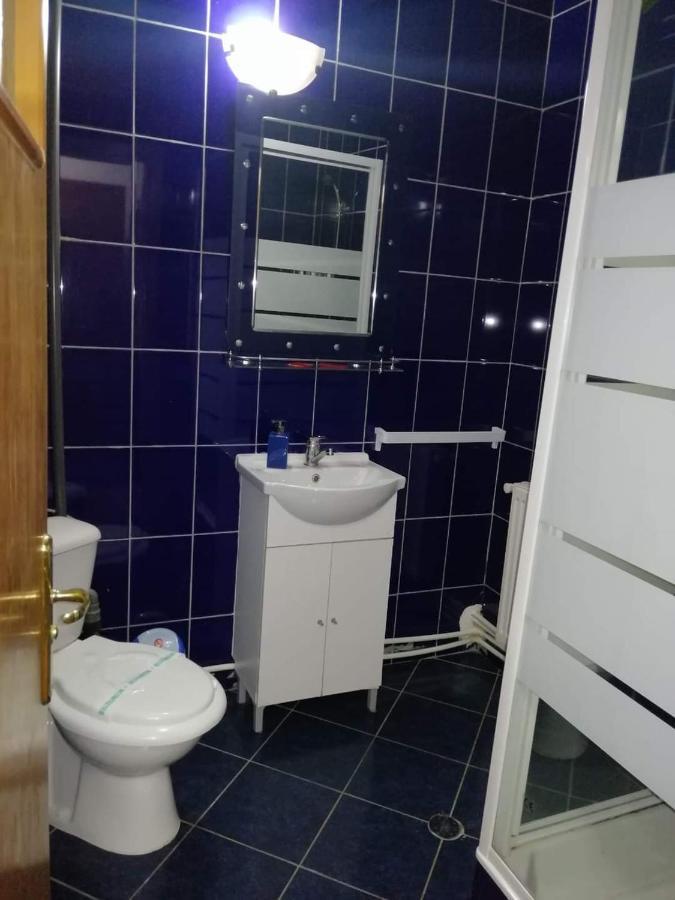 Casa Regala Ear Hotel Craiova Bagian luar foto